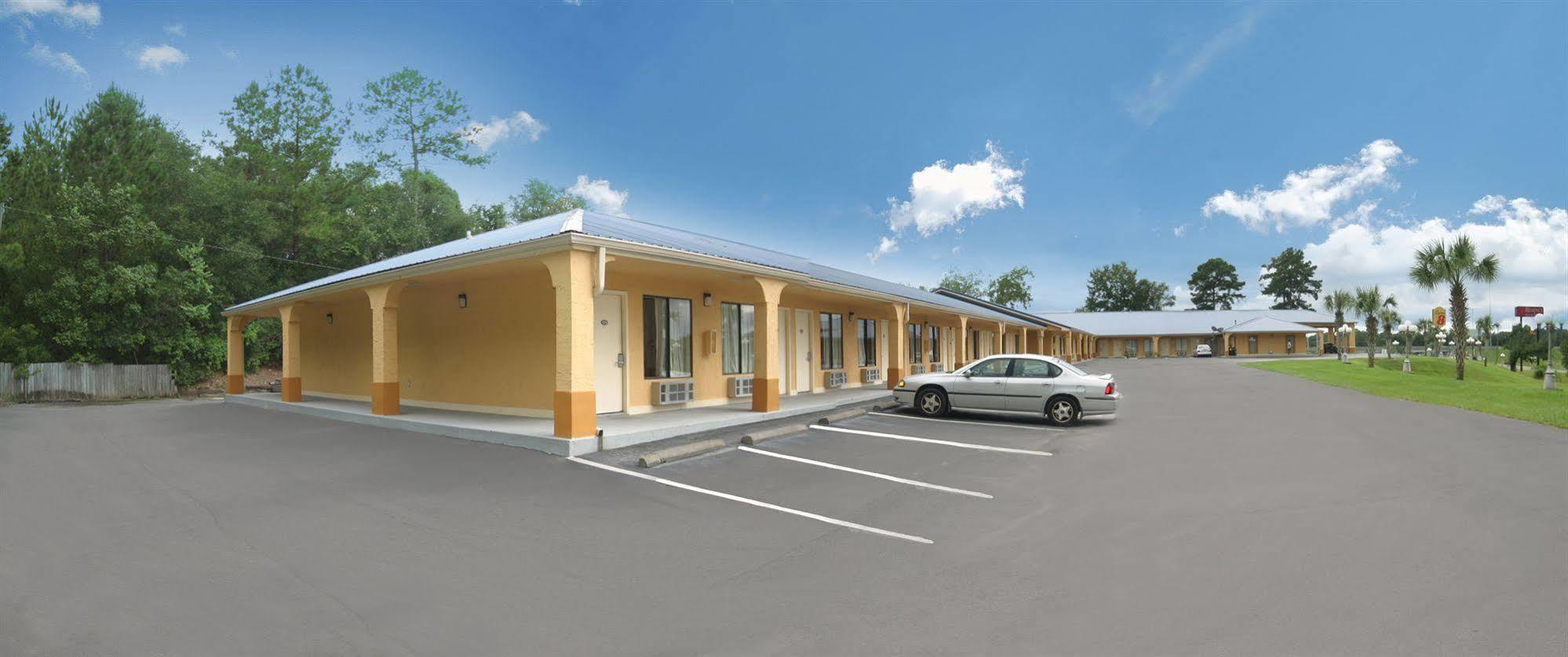 Days Inn By Wyndham ดิฟันนิแอ็ค สปริงส์ ภายนอก รูปภาพ